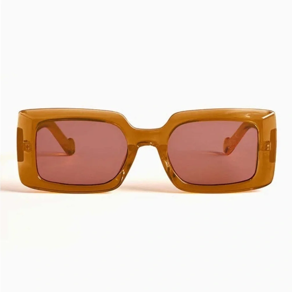 NEW WITH CASE Szade Dart Sunglasses ~ Burnt Honey/Cherry Cola ~ unisex 🕶️